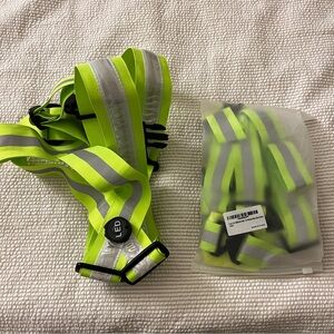 LED reflective light strap vest for running/cycling visibility at night